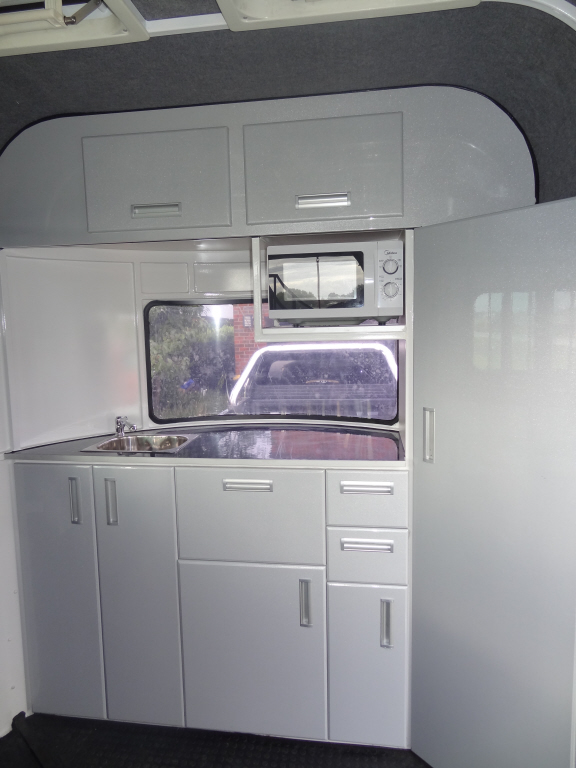 3 Horse Float Angle Load Custom Built Horse Float with Kitchen 3HAL